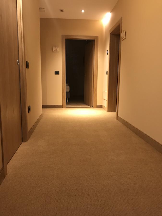 Carla Failela Hotel Valli del Pasubio Luaran gambar