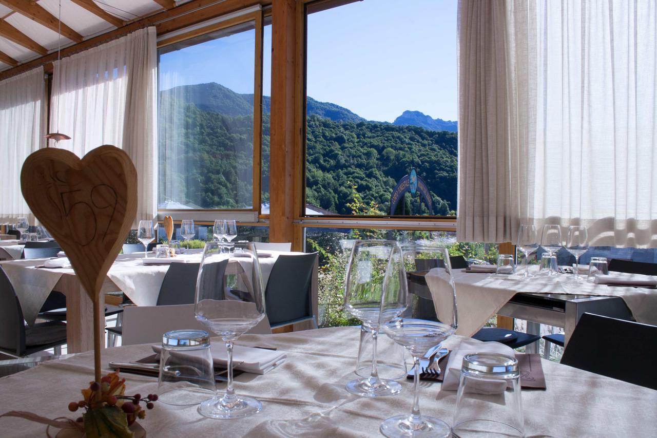 Carla Failela Hotel Valli del Pasubio Luaran gambar